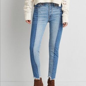 American Eagle Vintage High-Rise Jeans
